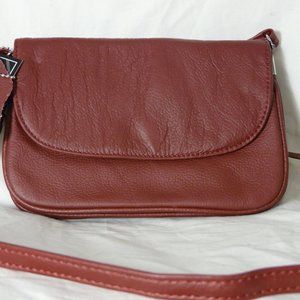 Roma Small Dark Red Messenger Handbag New